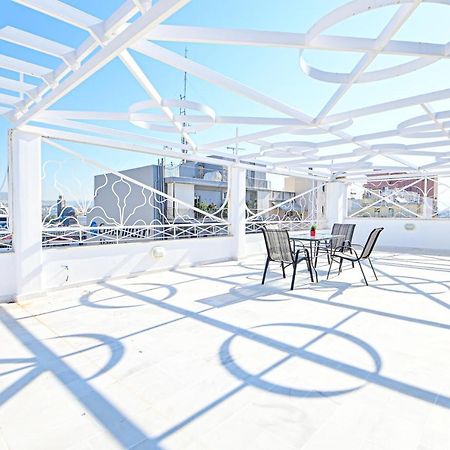 Charming Apartment With A Sea View Terrace Pireusz Kültér fotó