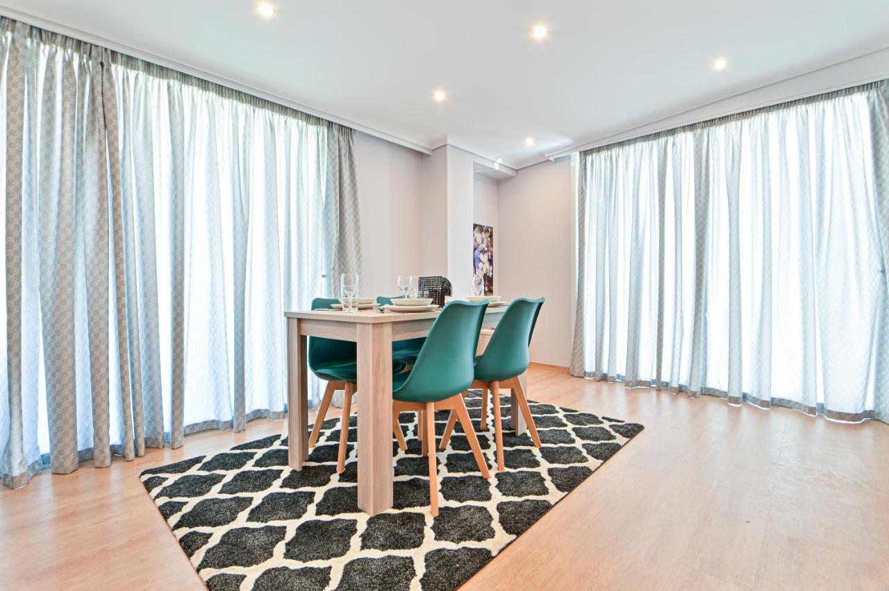 Charming Apartment With A Sea View Terrace Pireusz Kültér fotó