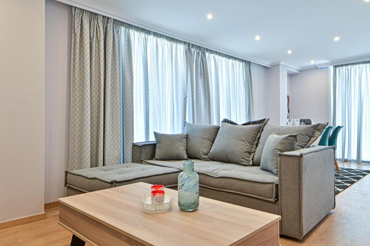Charming Apartment With A Sea View Terrace Pireusz Kültér fotó