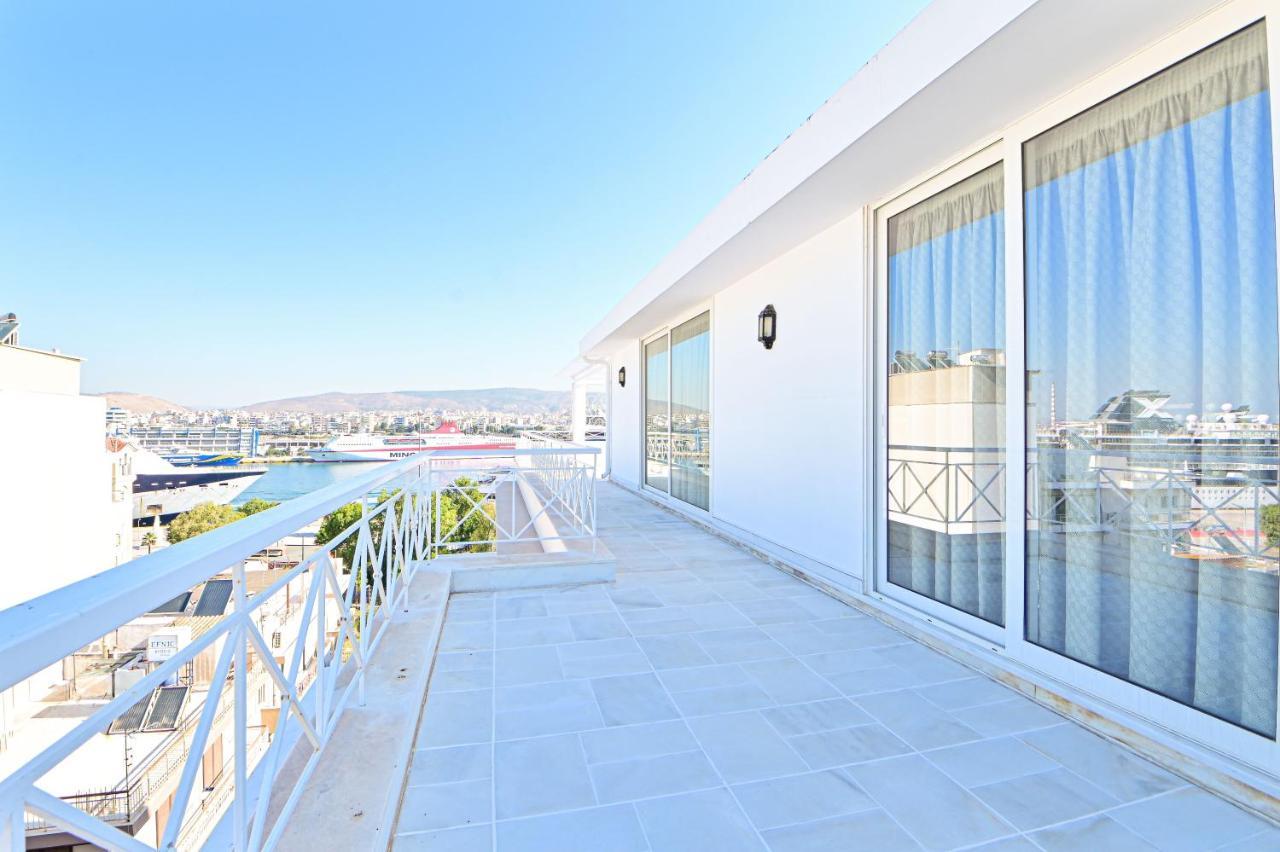 Charming Apartment With A Sea View Terrace Pireusz Kültér fotó