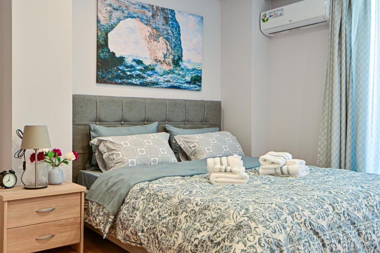 Charming Apartment With A Sea View Terrace Pireusz Kültér fotó