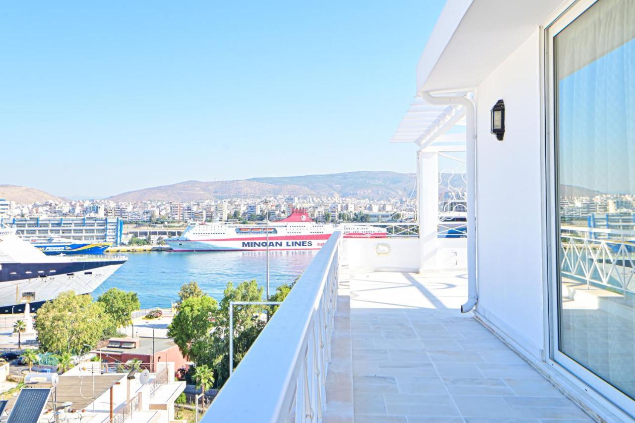 Charming Apartment With A Sea View Terrace Pireusz Kültér fotó